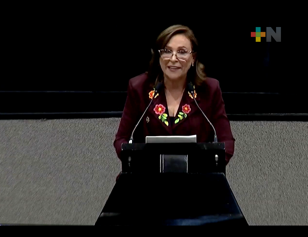 No llego sola, llegamos todas las mujeres de Veracruz: Rocío Nahle